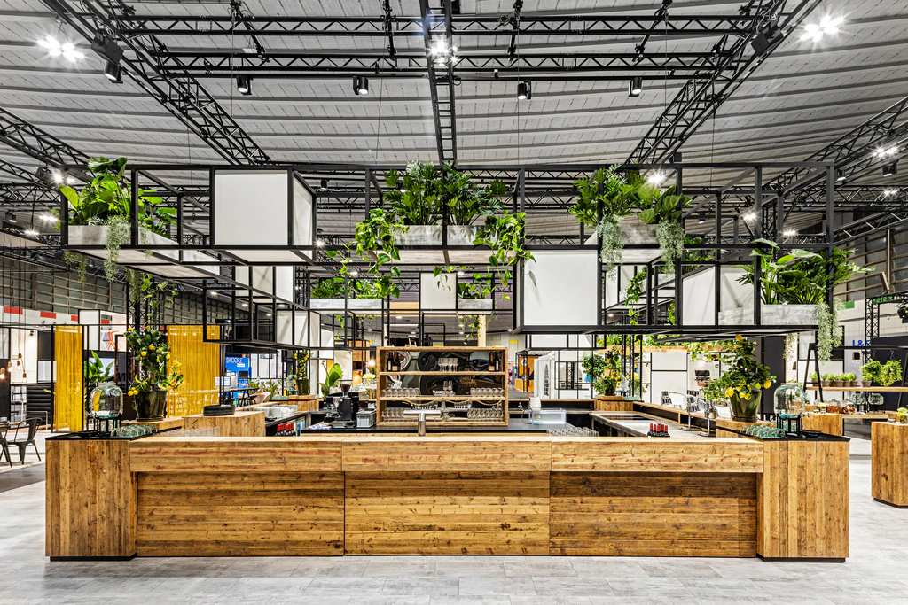 Bar Bornholm z blatem ze stali nierdzewnej