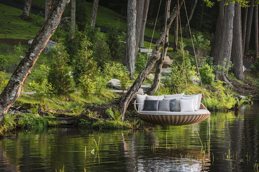 Dedon naturalna huśtawka Swingrest z zestawem poduszek biały
