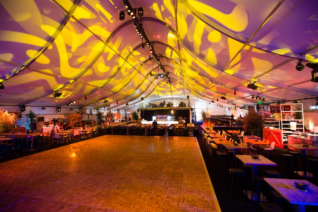 Element podłogi tanecznej teak 91*91 cm