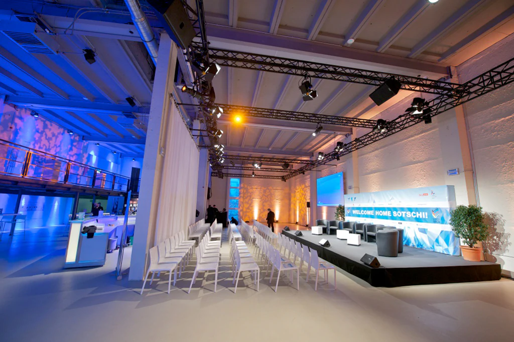 Fotel Easy czarny imitacja skóry W67×D60×H75 cm