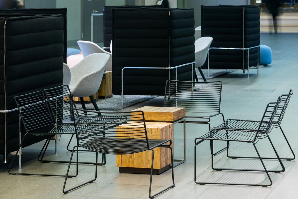 Fotel Hee Lounge czarny W73*D67*H66 SH37 cm