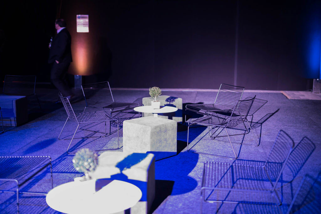 Fotel Hee Lounge czarny W73*D67*H66 SH37 cm