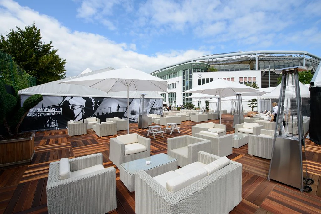 Fotel lounge Granada biało-szara podstawa