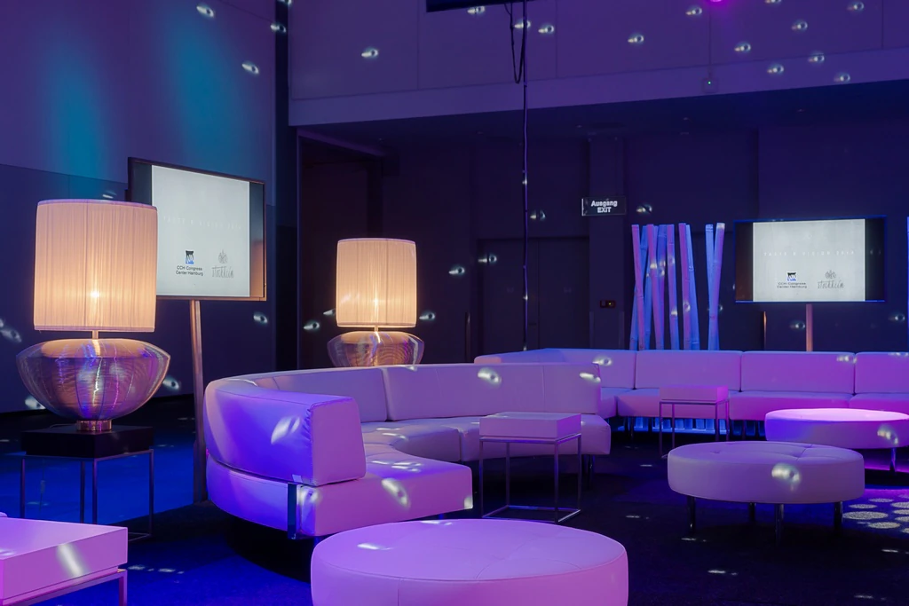 Lampa Big Mama z miską chromowaną i białym abażurem (niska)