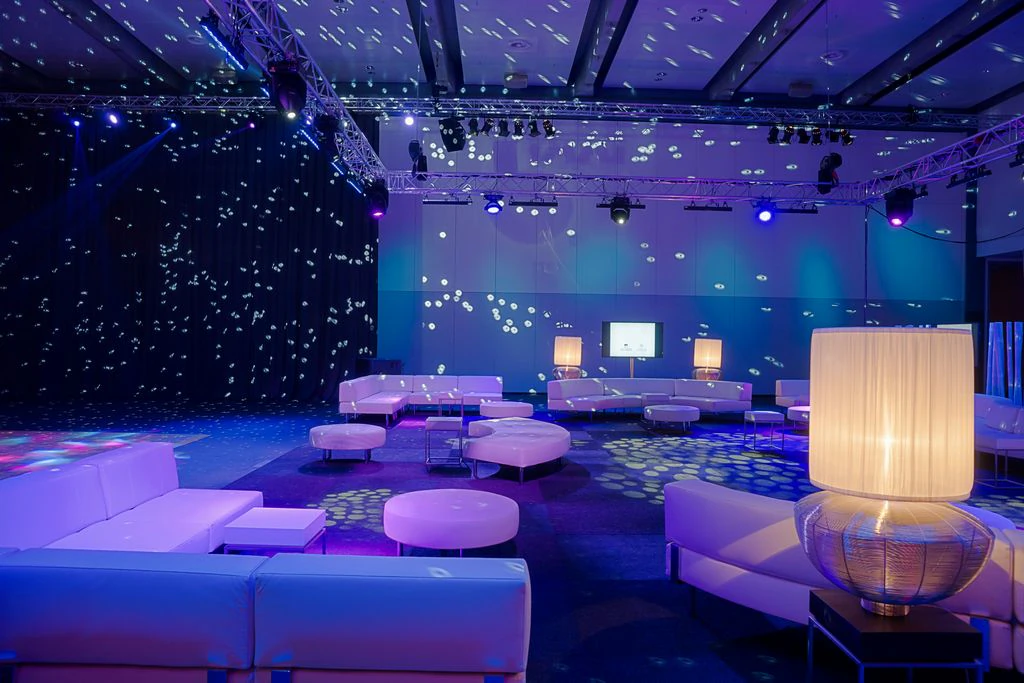 Lampa Big Mama z miską chromowaną i białym abażurem (niska)