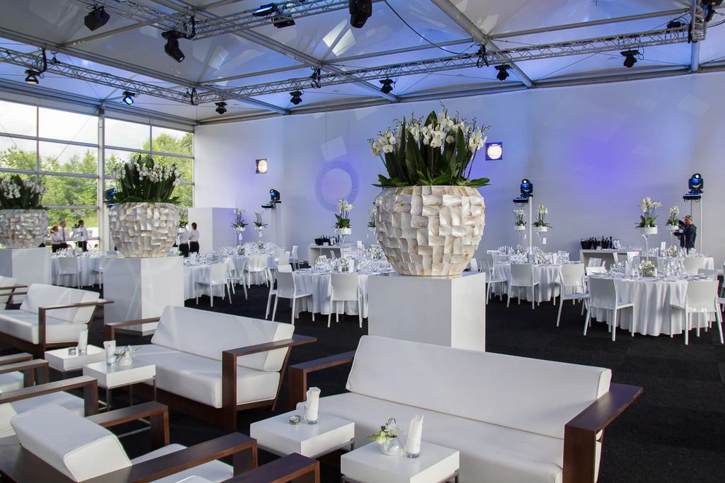 Podwójny leżak skórzany Palisander z zestawem poduszek białym