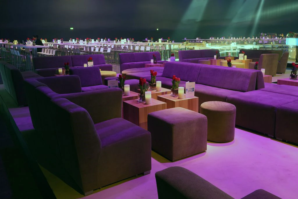 Siedzisko Montreal z tkaniny lounge-cube w kolorze taupe W45×D45×H41 cm